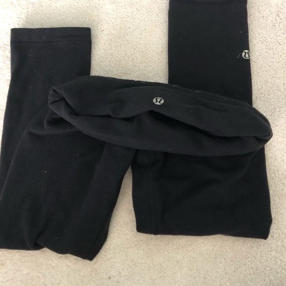 Lululemon cropped reversible leggings - Picture 3 of 3